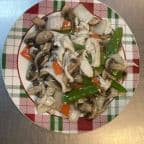 Best 蘑菇鸡片 Moo Goo Gai Pan in Plattsburgh, NY